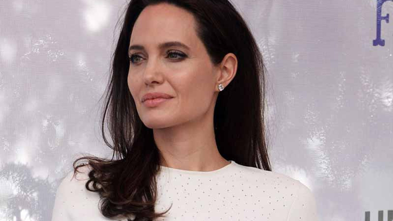 Angelina Jolie’nin YouTube kanalı kapatıldı