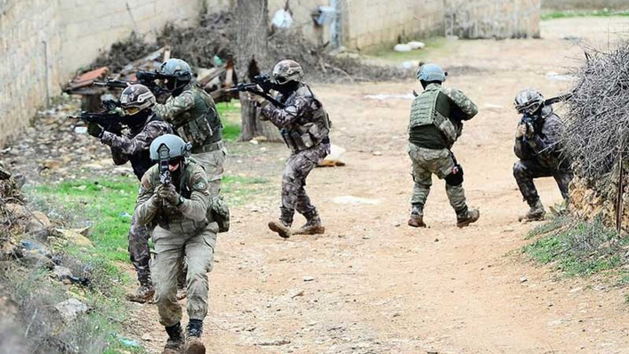 Mardin'de PÖH Şube Müdürü öldü, bir korucu yaralandı