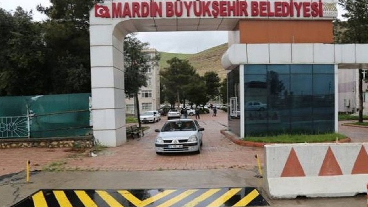 Mardin'de kayyım: 187 çalışan işten çıkarıldı