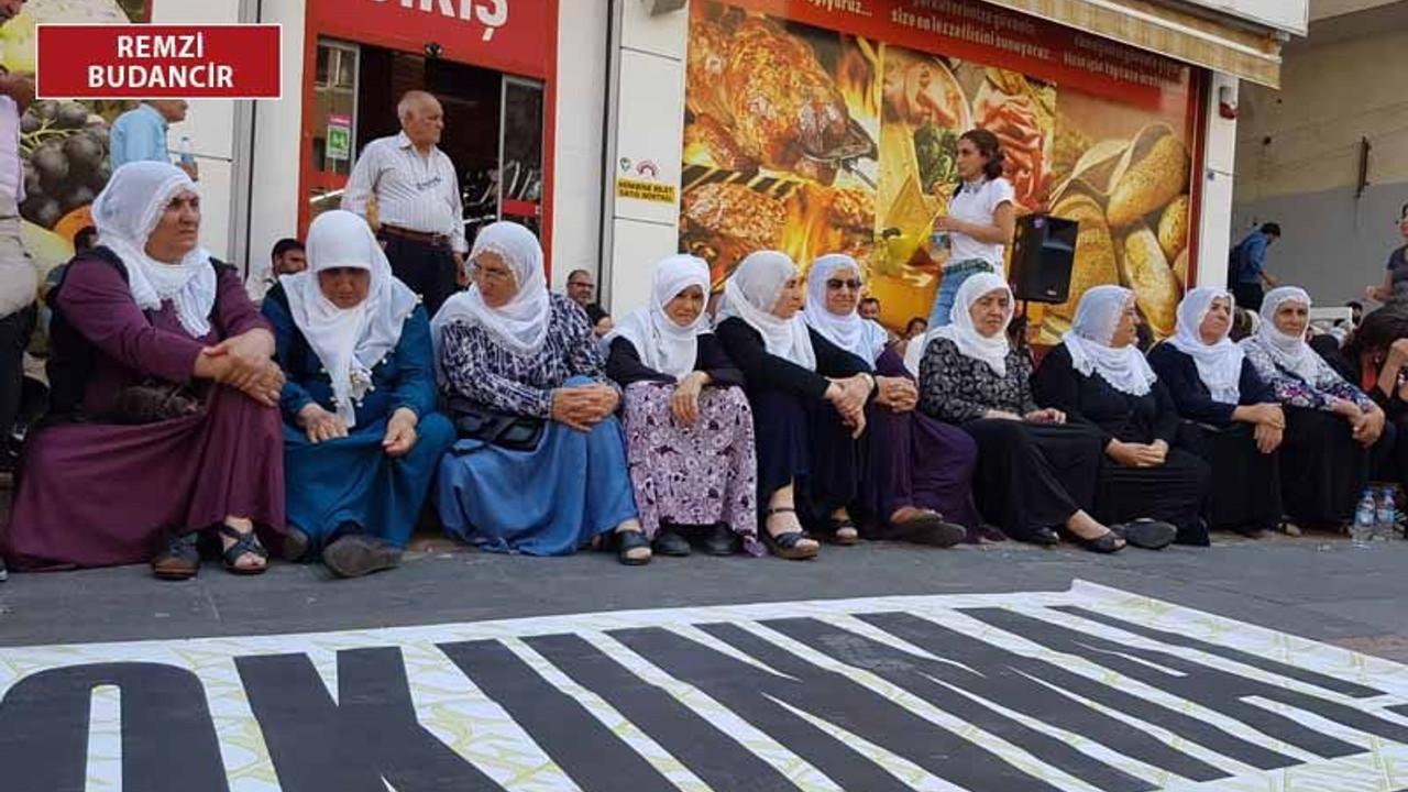 Mızraklı Diyarbakır’dan seslendi: Nemrut ve Firavun'un karşısında duran bizleriz… Onlar gidecekler