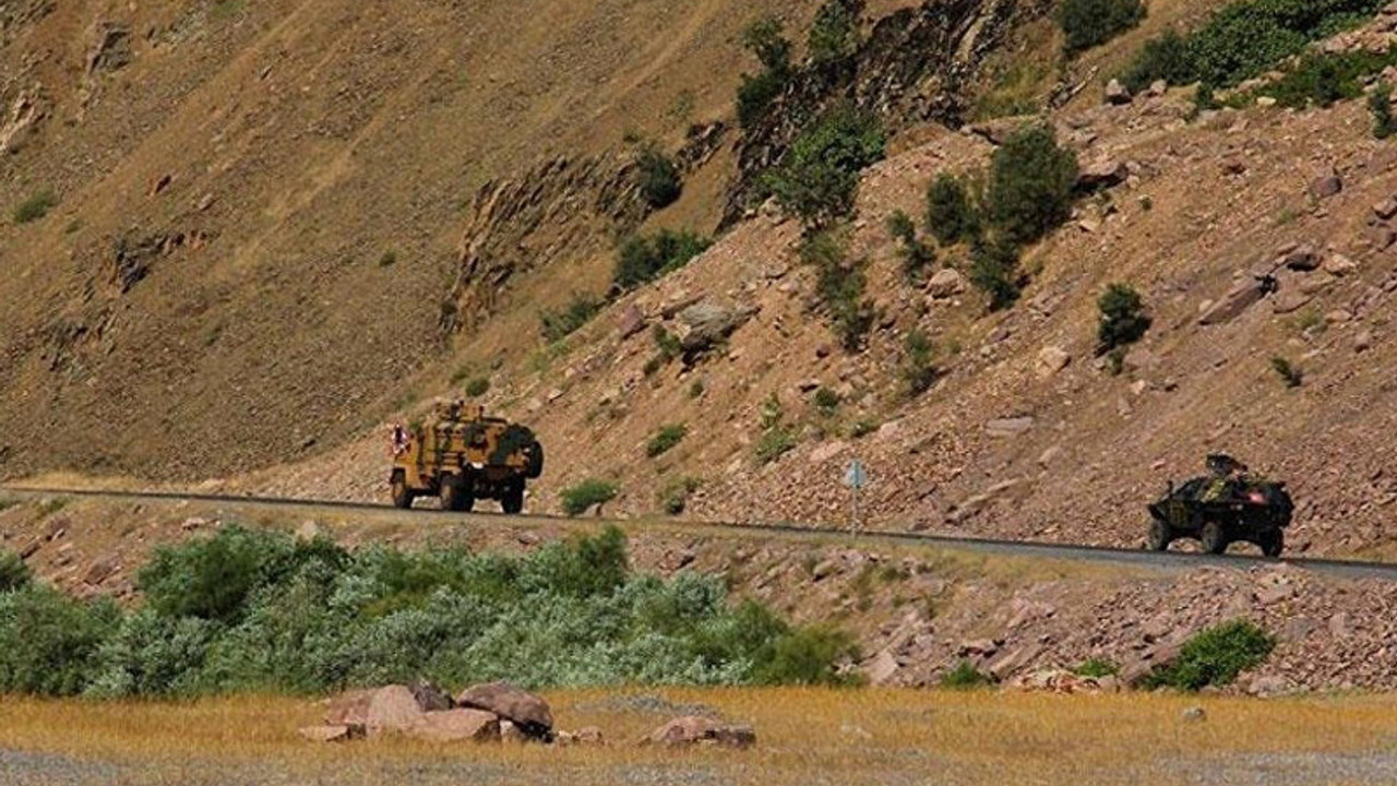 Lice kırsalında 3 asker, 2 PKK'li yaşamını yitirdi