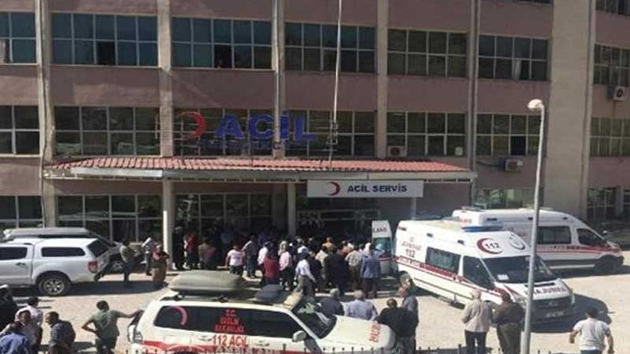 Öğrenci servisi şarampole devrildi: 3 kardeş hayatını kaybetti