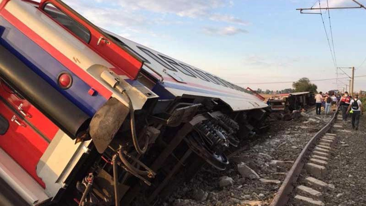 Çorlu tren faciasını araştıran gazeteci Mustafa Hoş’a tazminat davası açıldı