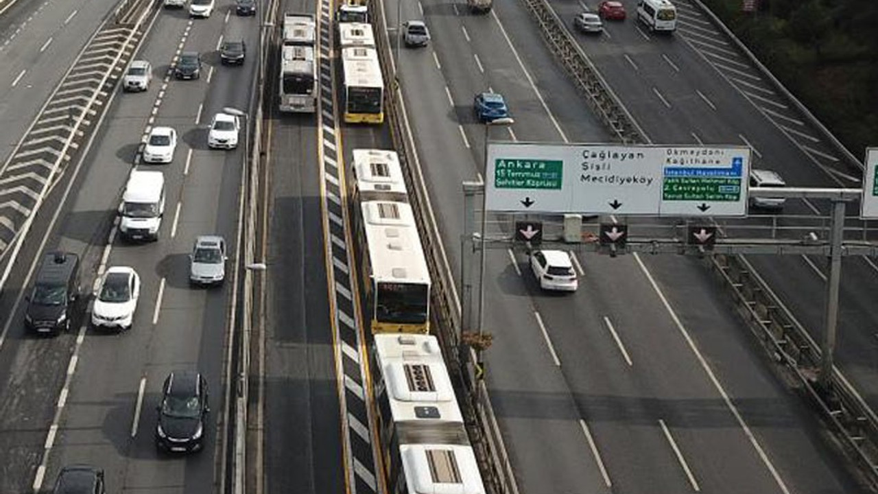 Metrobüs kazası: 13 yaralı