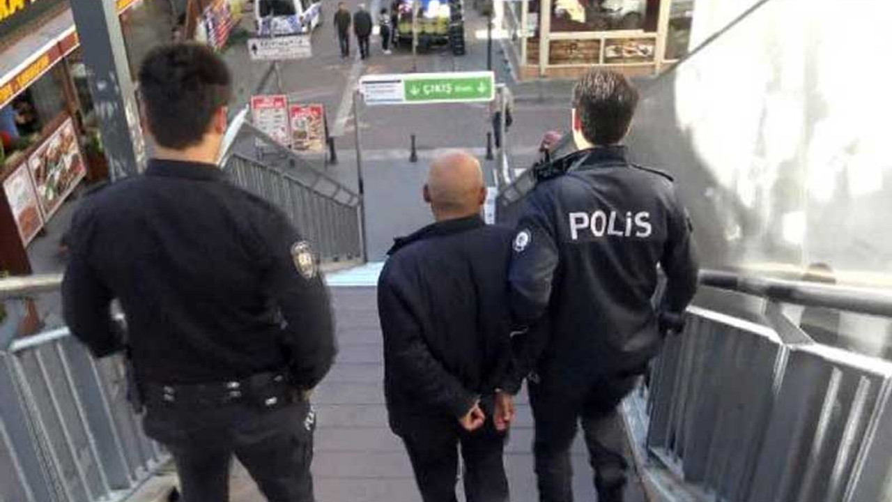 Metrobüste çığlık attı, tacizciyi yakalattı