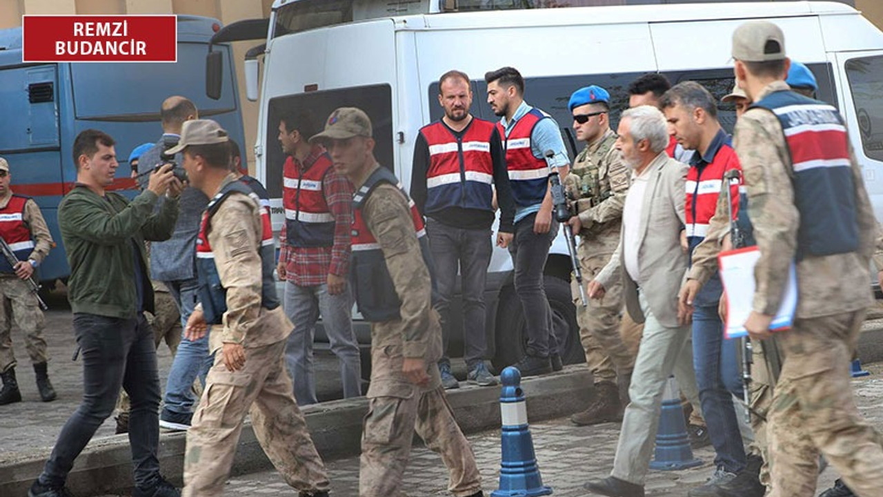 Diyarbakır Büyükşehir Belediye Eş Başkanı Selçuk Mızraklı tutuklandı