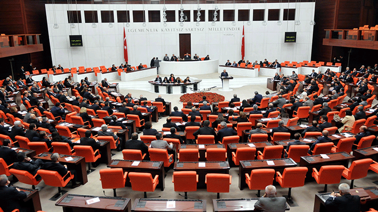 4 parti AP'nin kararına karşı ortak bildiri yayınladı