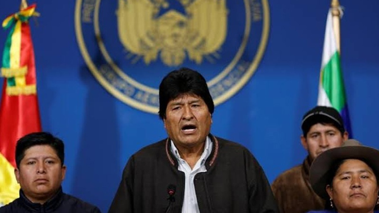 Evo Morales, Bolivya'dan ayrıldı