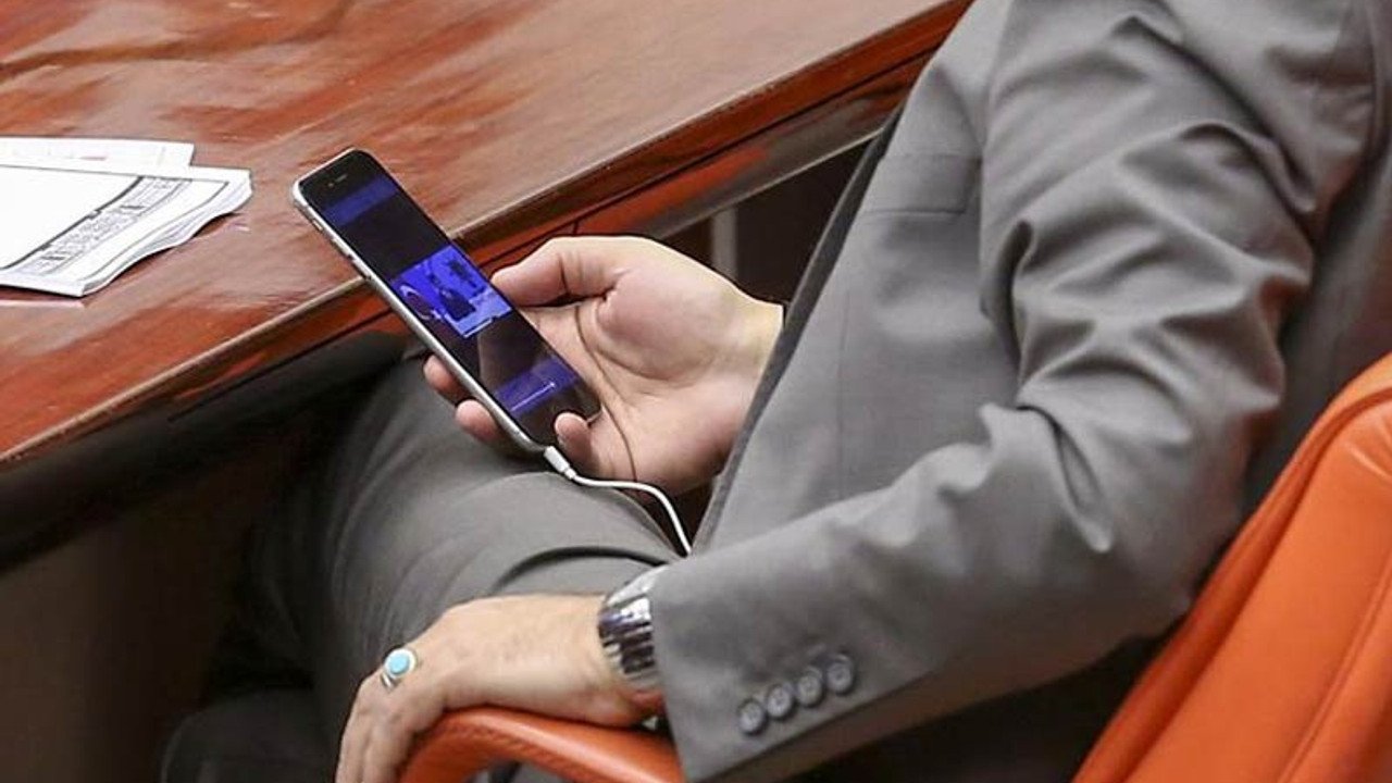 TBMM Başkanlığı açıkladı: Vekillerin telefon faturası 1.6 milyon lira