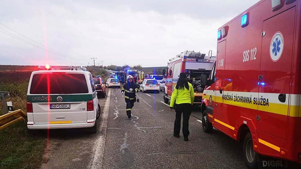 Slovakya'da trafik kazası: 13 ölü, 20 yaralı