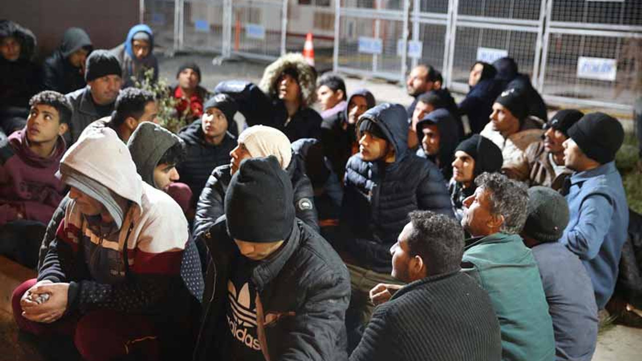 Yunanistan'ın binlerce sığınmacıyı Türkiye'ye sınır dışı ettiği iddiası