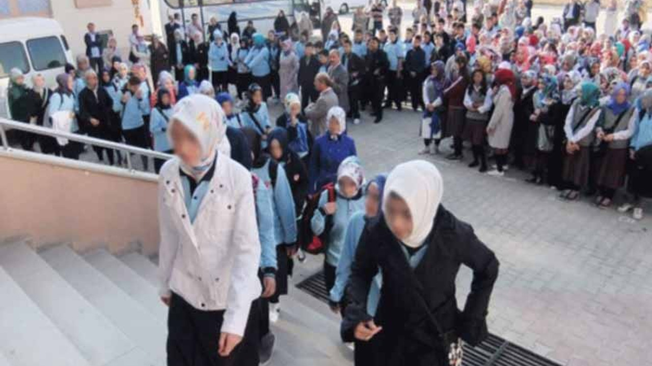 Öğrenci sayısı azalırken İmam Hatip'lere bütçeden ayrılan pay arttı