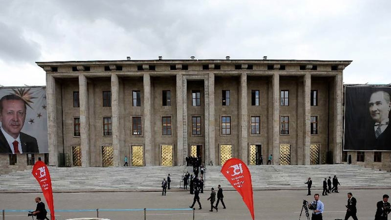 AKP iktidarı, 1930'dan beri yürürlükte olan kanunu değiştirmeye hazırlanıyor