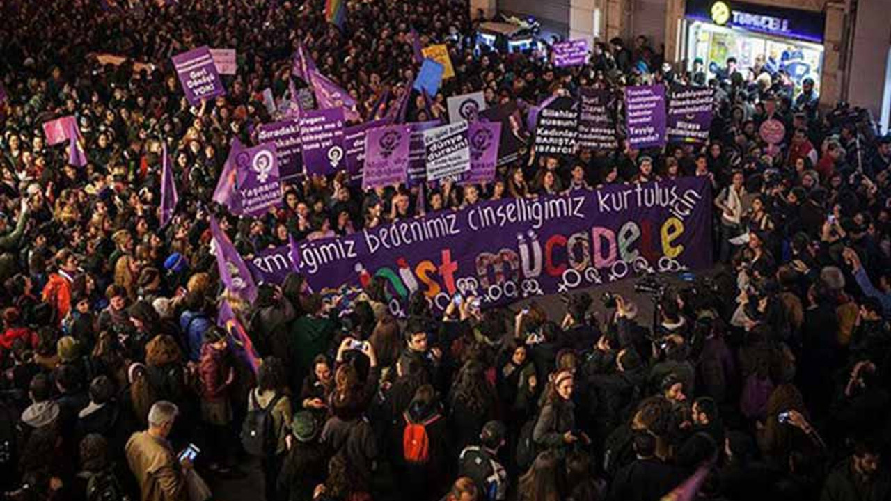 25 Kasım yasağı kaldırıldı: Kadınlar Beyoğlu'nda yürüyecek