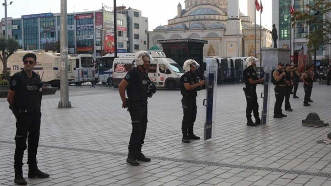 7 kişi, 'erkek-devlet şiddeti' dedikleri için tutuklandı