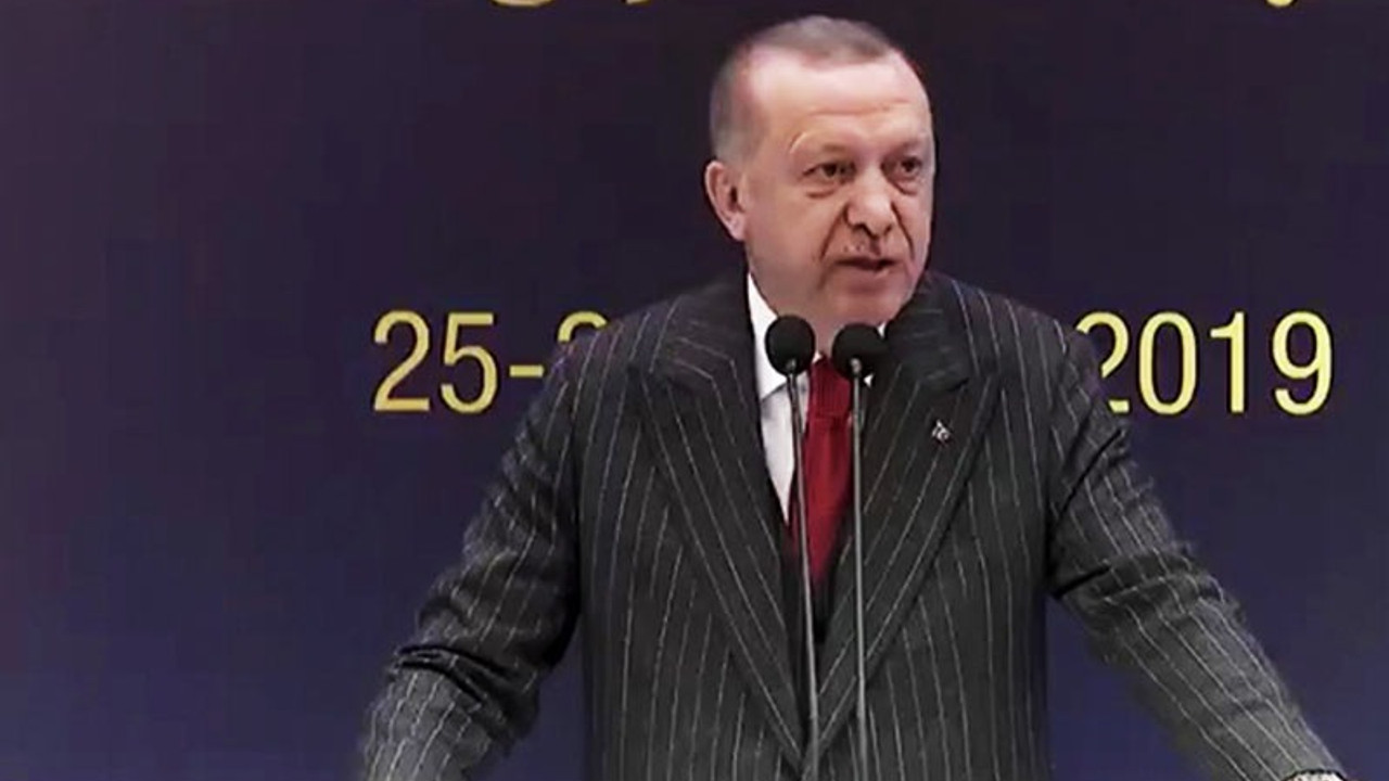 Erdoğan: Bazı evlerin kapılarına işaretler konuyor, bunları Çorum'da Maraş'ta yaşadık