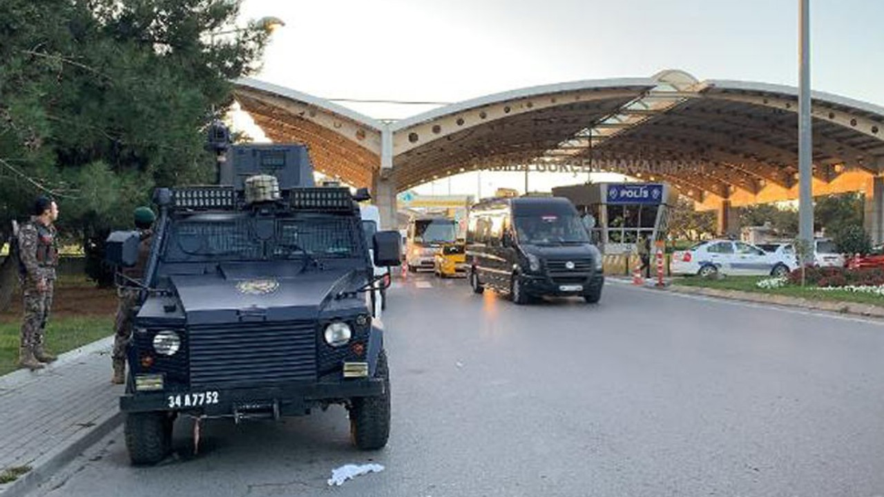 Sabiha Gökçen'de 'dur' ihtarına uymayan araca ateş açıldı