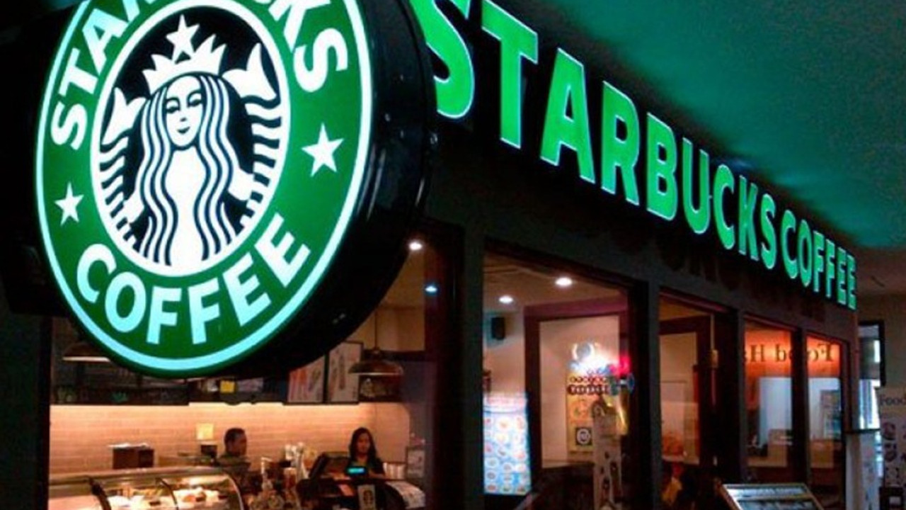 Eski CIA casusu: Aramızda Starbucks hediye kartlarıyla haberleşiyorduk