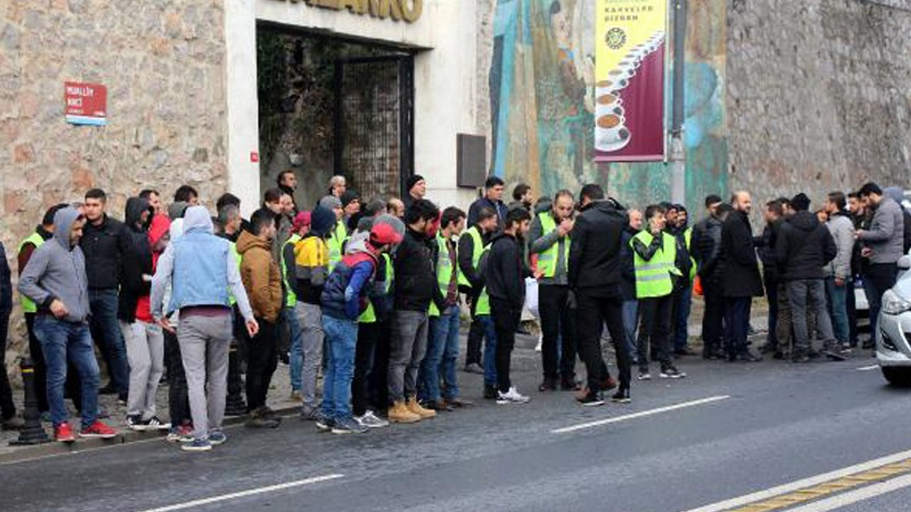 Maaşlarını alamayan işçilerden eylem: Bugün, yarın diyerek oyalıyorlar