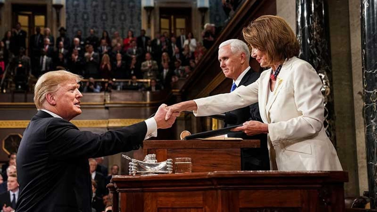 Pelosi, azil suçlamaları için komisyona talimat verdi