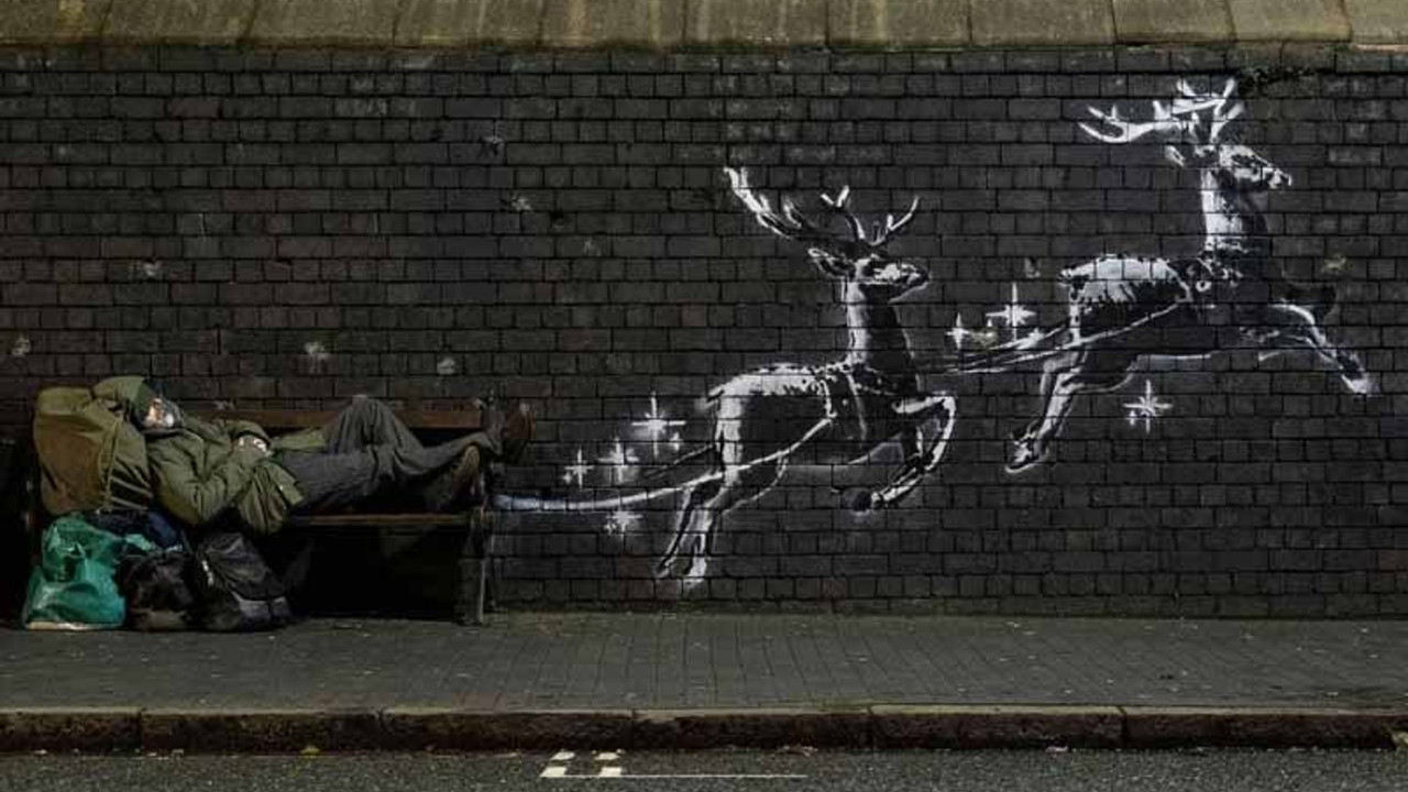 Banksy bu kez evsizlerin yaşamına dikkat çekti