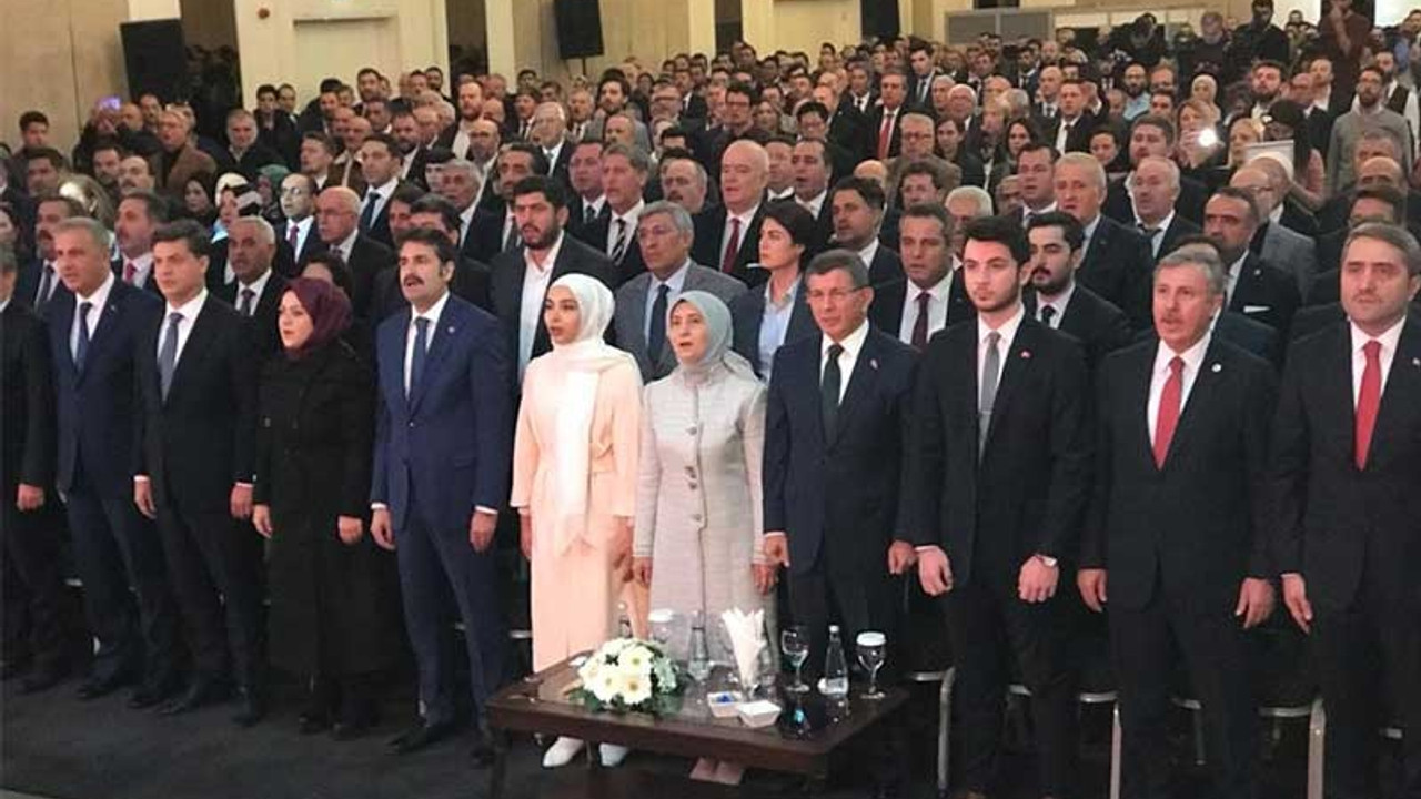 Davutoğlu yeni partinin isim ve ambleminin nasıl şekillendiğini anlattı