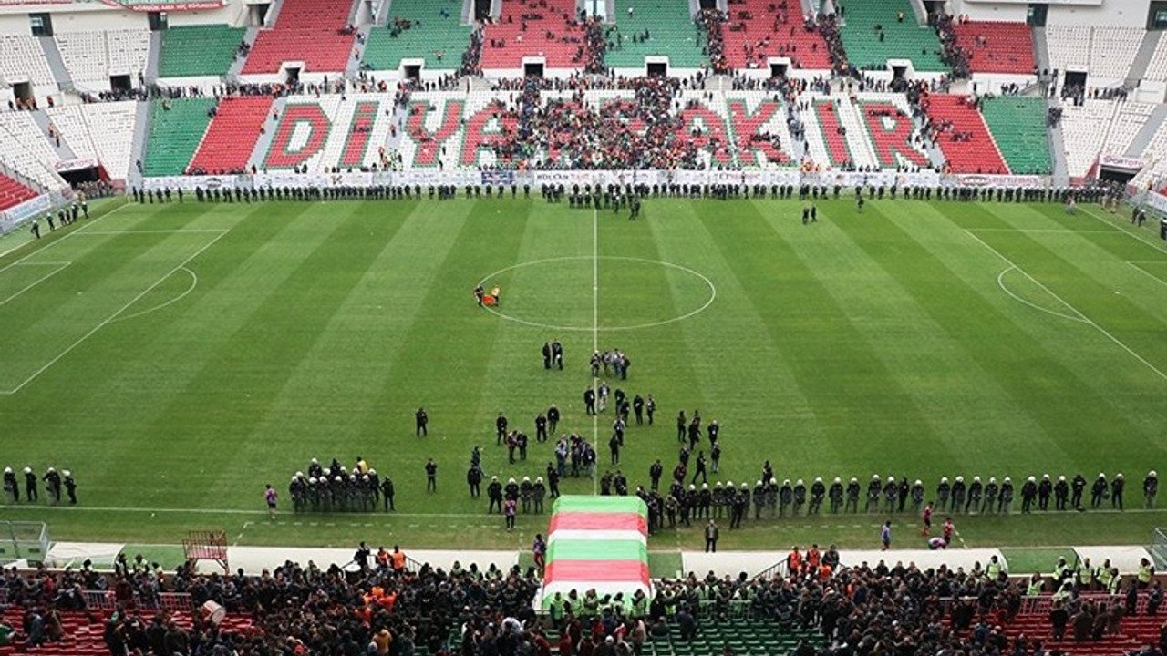 Soylu'nun 'Kandil'den talimat alıyor' dediği Amedspor'a müfettiş incelemesi