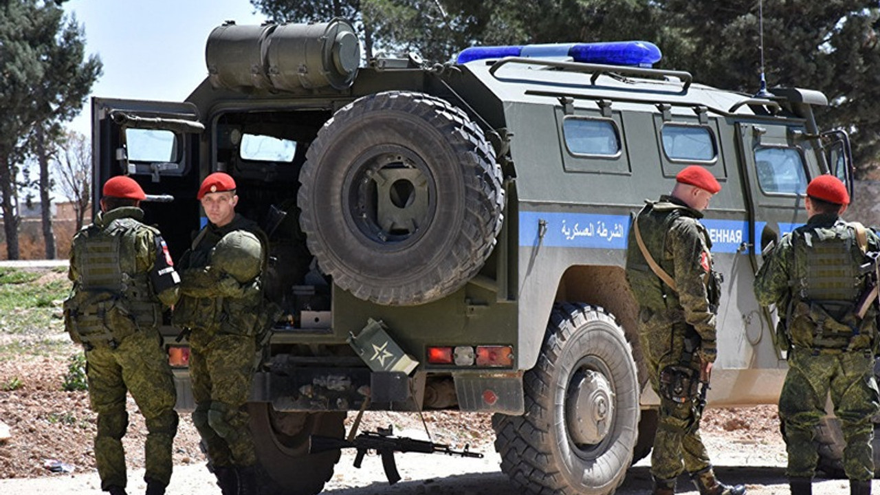 Rusya, Suriye'de ABD güçlerinin terk ettiği Tel Samin'e girdi