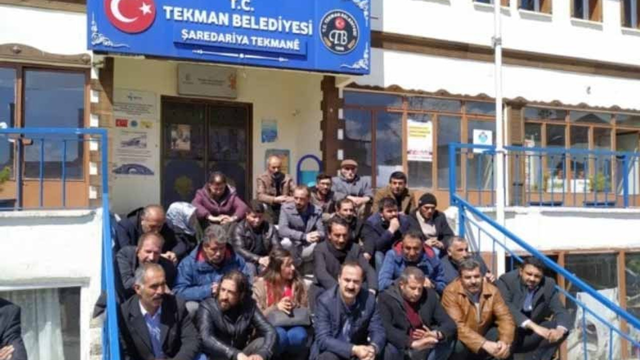 Erzurum’da HDP’li 15 belediye meclis üyesi görevden uzaklaştırıldı