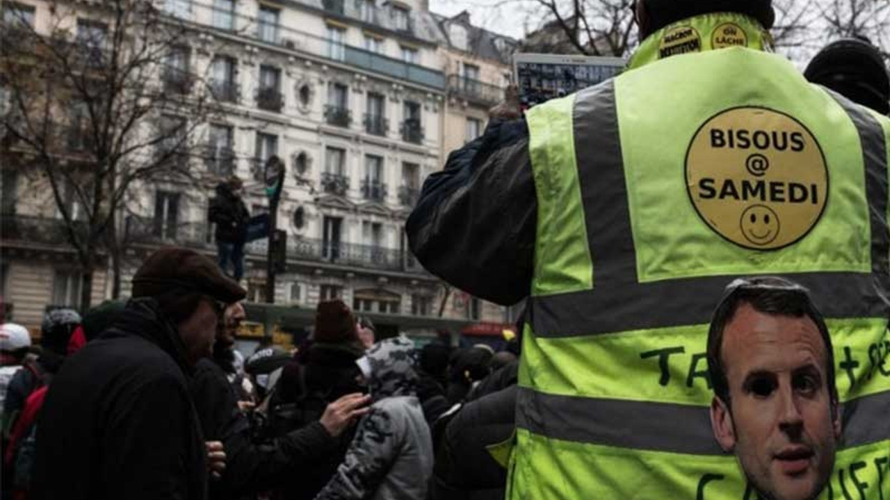 Macron: Endişelerinizin farkındayım, emeklilik reformu gözden geçirilecek