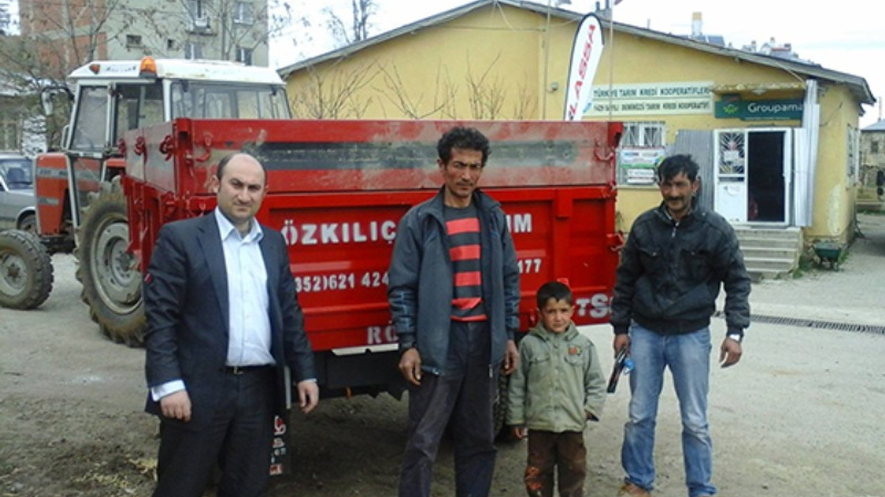 Babaannesinin cenazesine katıldı işten çıkarıldı