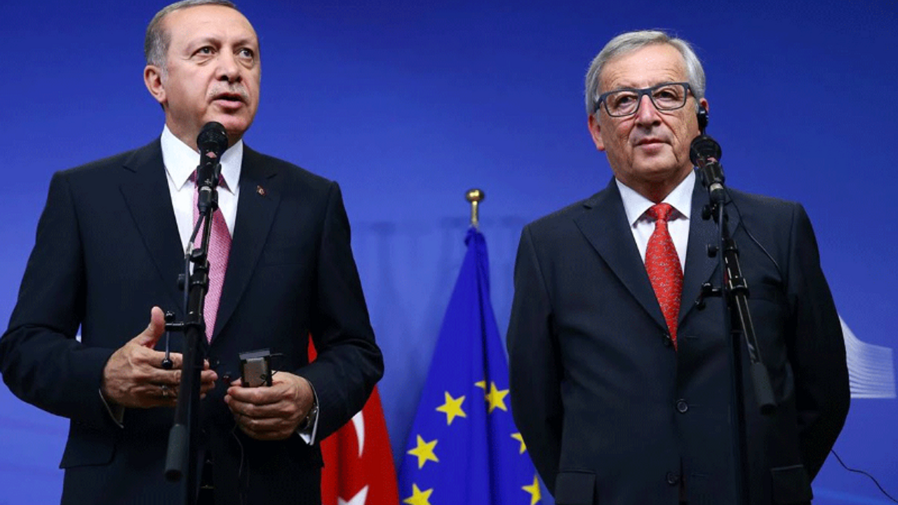 Juncker: Erdoğan'ın önünde diz çökmeyiz