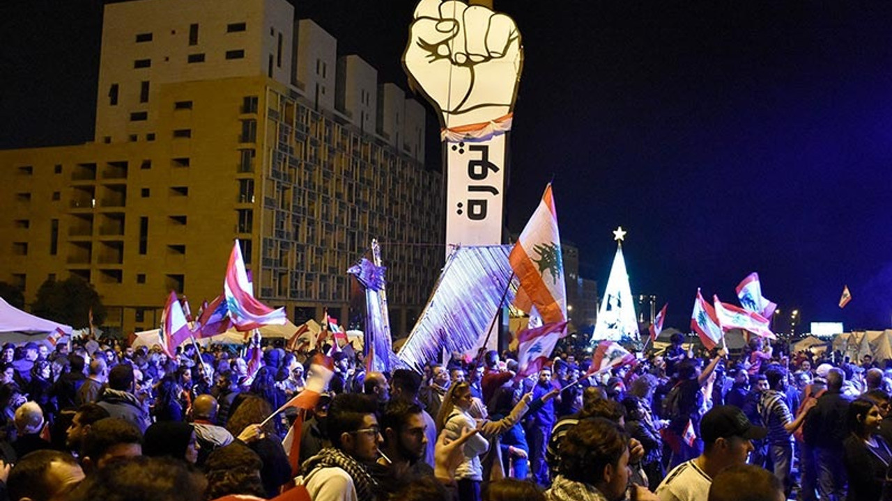 Lübnan'daki protestolarda 400 kişi yaralandı