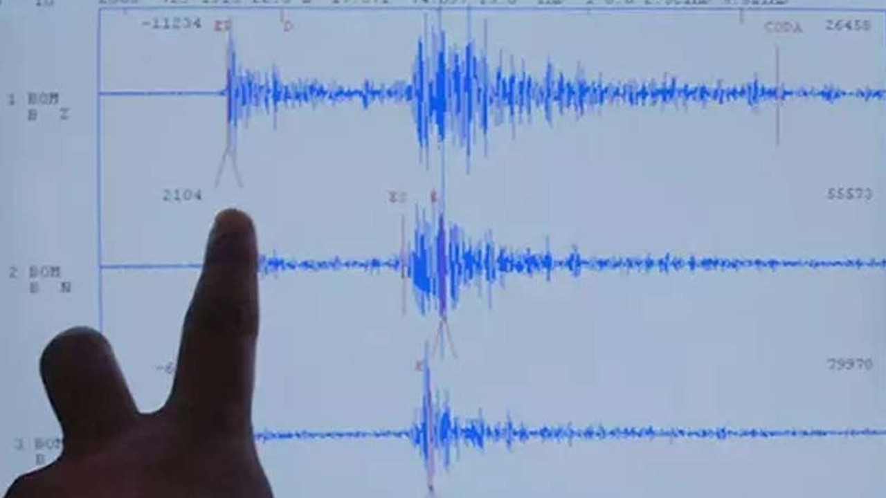 Manisa'da 5 dakikada 5 deprem meydana geldi