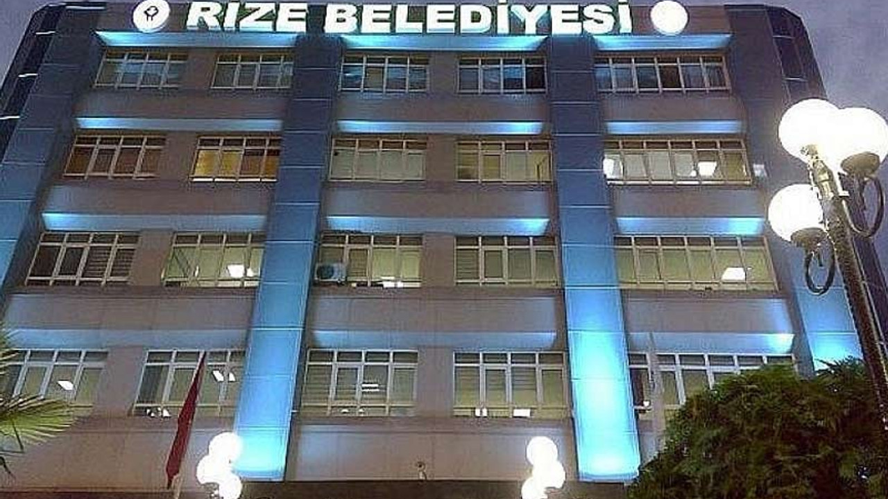 AKP'li belediyede usulsüzlük: Otopark gelirleriyle sahile dolgu yapmış