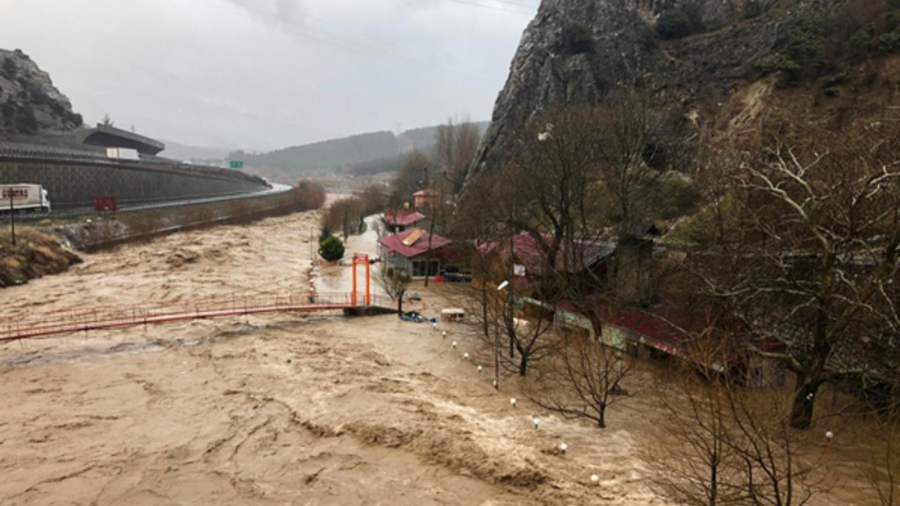 Çukurova selle boğuşuyor