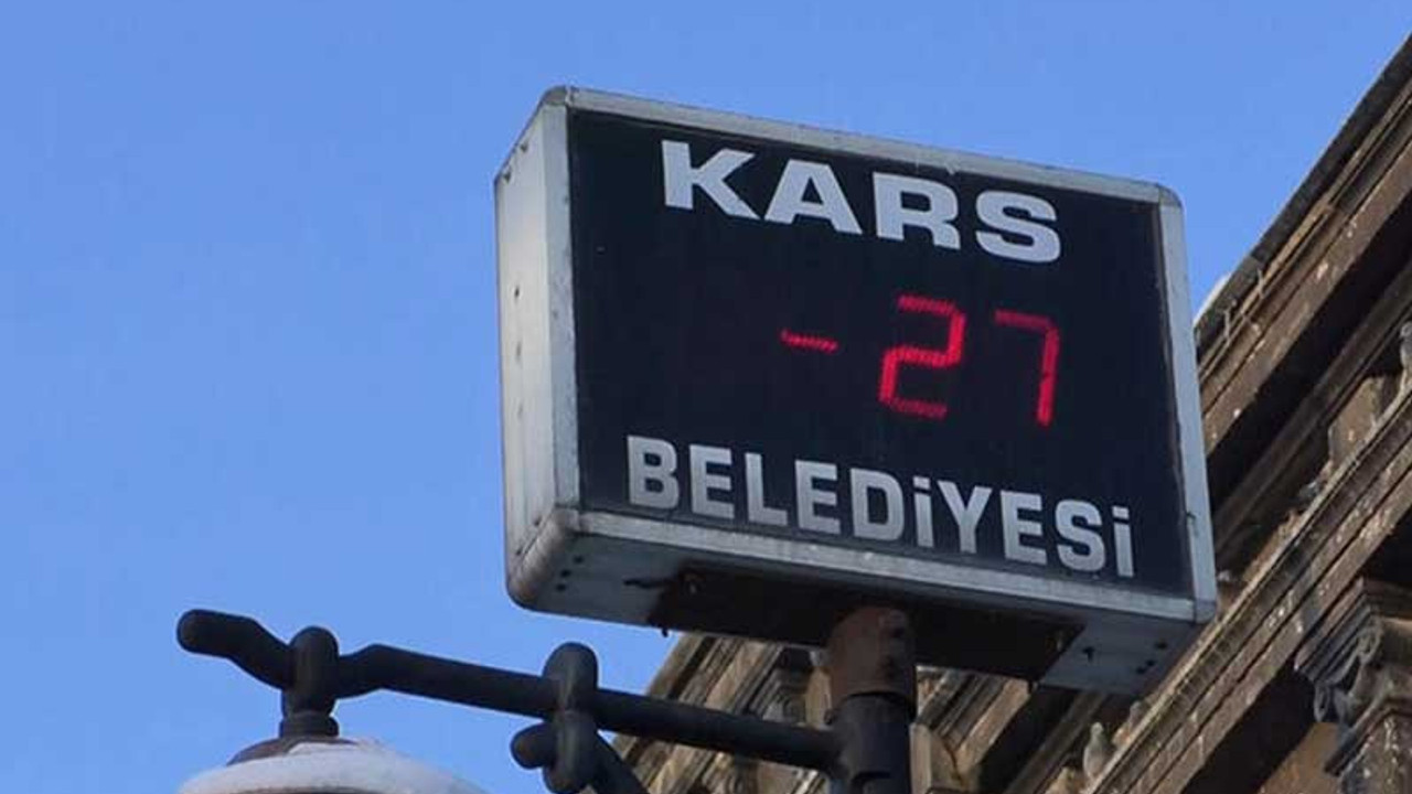 Kars'ta termometre eksi 27'yi gösterdi