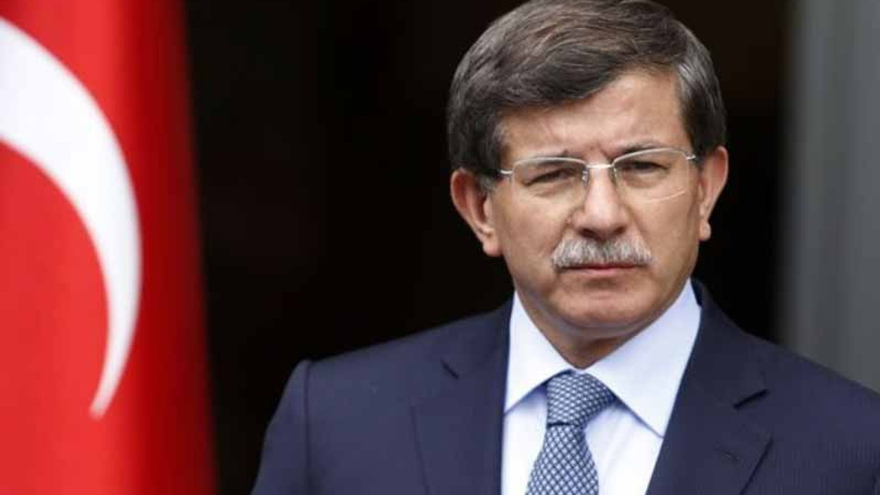 Davutoğlu: FETÖ'yü övenler FETÖ'yle mücadele öncüsü gibi davranırsa adalet çıkmaz