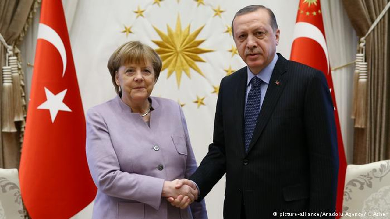 Merkel: Erdoğan'a endişelerimi ilettim