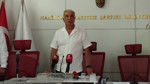 Seferihisar Belediye Meclisi CHP’li Fuat Gümüş’ü başkanvekili seçti; başkan Yetişkin soruşturma nedeniyle uzaklaştırıldı