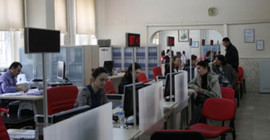 Bazı bankalar salgın nedeniyle yarım gün açık olacak