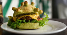 Koronavirüs korkusuna karşı 'koronaburger'