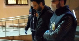 Twitter'da espri yapanı gözaltına aldılar