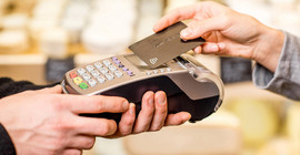 Karantina ayında temassız ödemeler üç katına çıktı