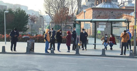 Yasaktan muaf olanlar işe gitmekte zorlandı