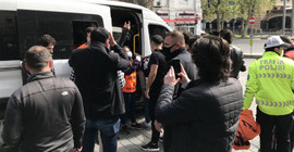 Taksim'e çıkmak isteyen 4 kişiye gözaltı