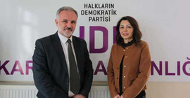Kars Belediyesi'ne destek: Yerel yönetimler halkındır, Kars'a dokunma