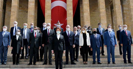 19 Mayıs manzaraları: Meral Akşener Anıtkabir'e çıktı, Kılıçdaroğlu sosyal medyadan seslendi