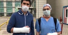 Coronayı yeni yenen ve görevinin başına dönen doktora vahşi saldırı