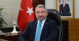 AKP'li belediye başkanı Ensar Vakfı'ndan vazgeçemedi